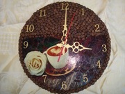 Часы с зёрнами кофе